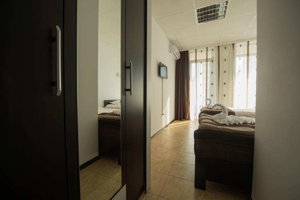 Hotel Solea Beach 马马亚 外观 照片