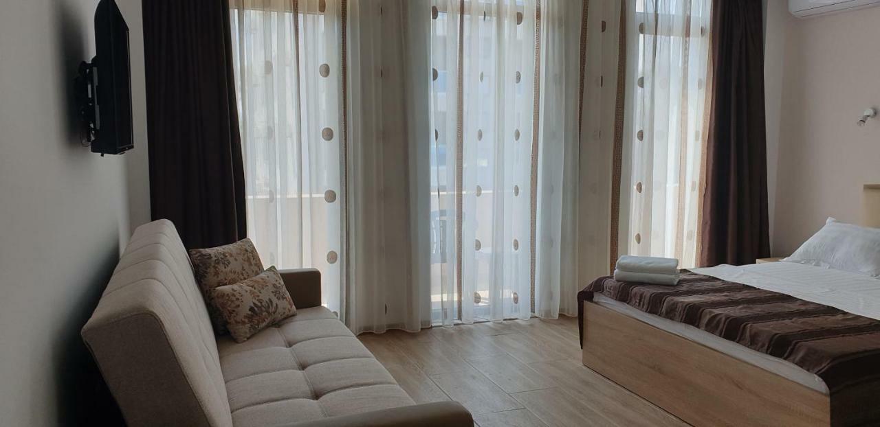 Hotel Solea Beach 马马亚 外观 照片